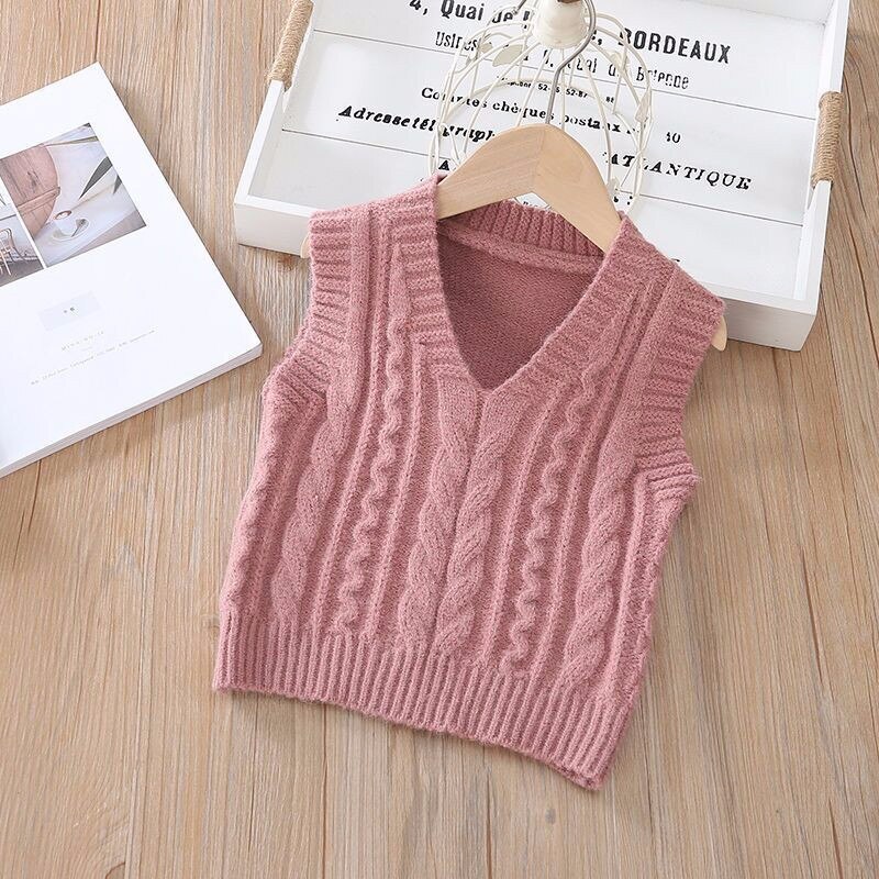 V-neck Sleeveless Twist Knit